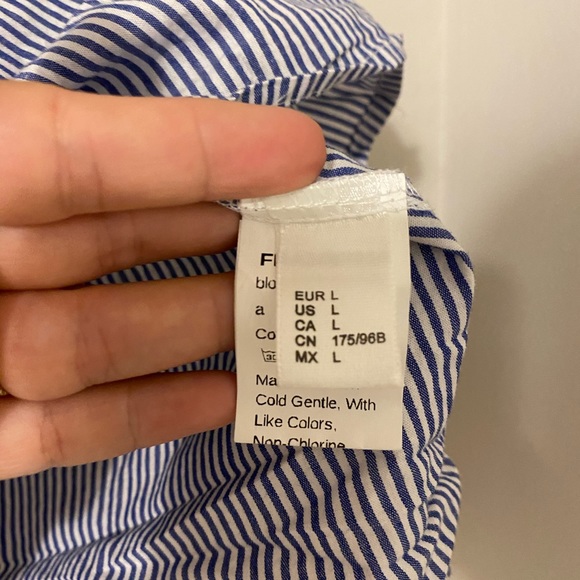 3for$20! Adorable striped embroidered top! - Picture 6 of 6